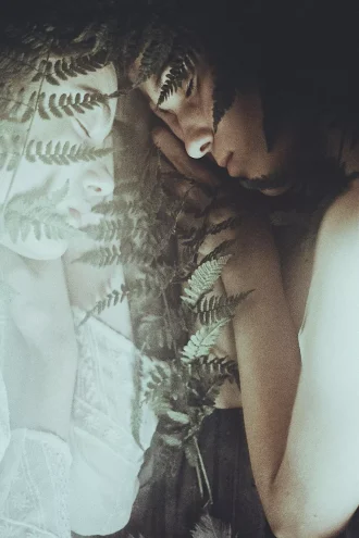 07 23laura makabresku